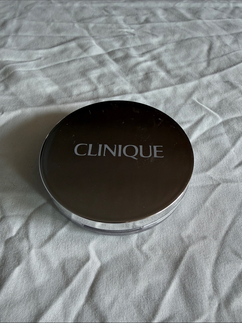 Clinique Stay-Matte Sheer Pressed Powder